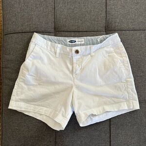 Old Navy Women's Classic White Bermudas
